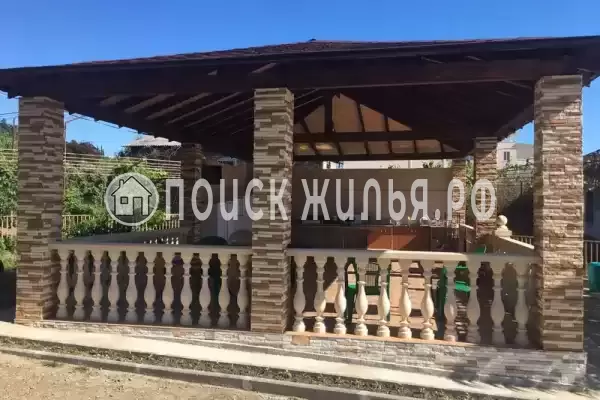 Гостевой дом «Аллея роз», Каштак