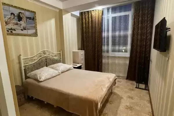 Квартира «В центре», Краснодарский край, Сочи, Адлер, Демократический переулок, д. 4
