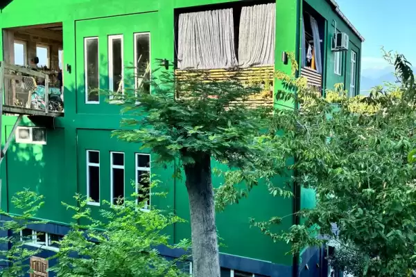 Частный сектор «Sunny Day», Краснодарский край, Сочи, Адлер, Банный переулок, д. 12