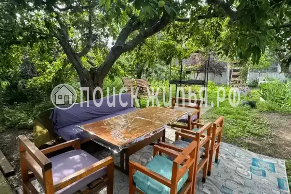 «На Садовой», Бетта