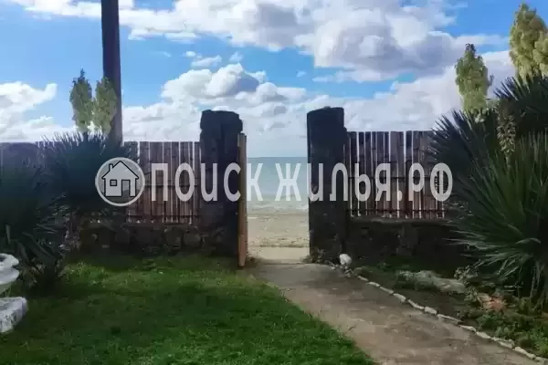 Гостевой дом «Белый дельфин», Сухум Гостевой дом «Белый дельфин», Сухум