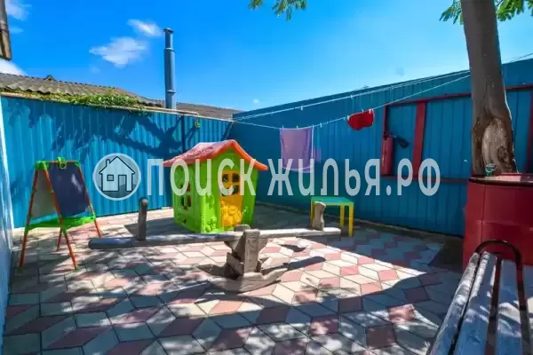 «Береговой», Кучугуры