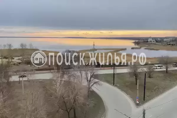 Квартира «Трешка с видом на озеро Смолино», Челябинск Квартира «Трешка с видом на озеро Смолино», Челябинск