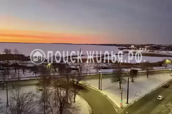 Квартира «Трешка с видом на озеро Смолино», Челябинск Квартира «Трешка с видом на озеро Смолино», Челябинск