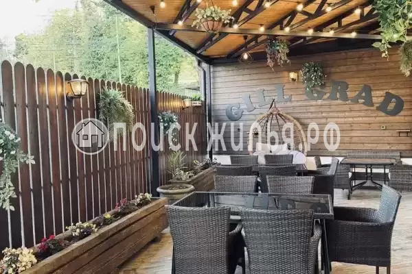 «Gill Grad», Небуг