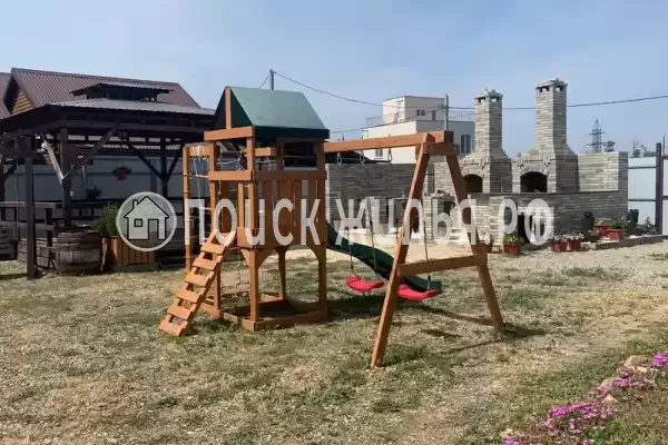 «Родные пенаты», Кучугуры «Родные пенаты», Кучугуры