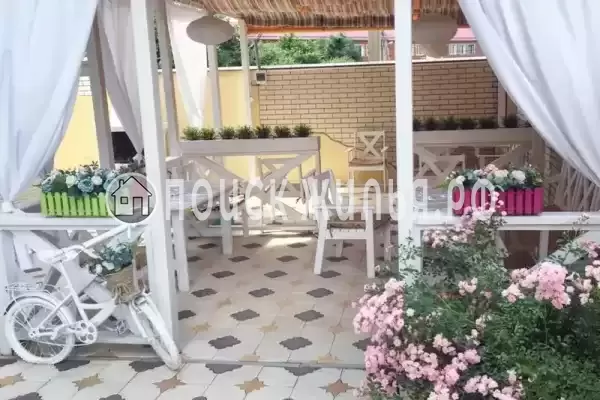 Гостевой дом, Школьный микрорайон, д.24, Ольгинка