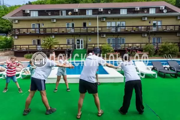 Отель «Роз Мари», Солоники