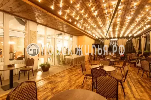 Отель «Роз Мари», Солоники