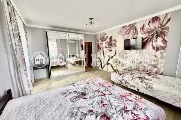 Квартира «3х комнатная 120кв.м», Севастополь Квартира «3х комнатная 120кв.м», Севастополь