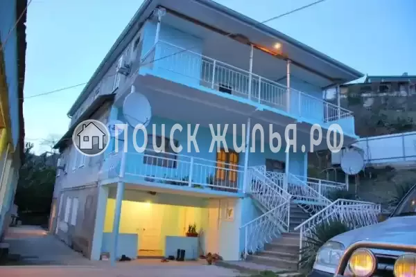 Частный сектор «Частный дом Монашенское ущелье 7», Пицунда