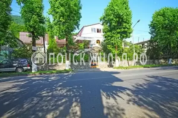 Гостиница "Серебряный двор", Гагра, ул. Ардзинба, д. 295