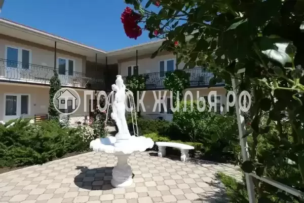 Гостевой дом «Зелёный дворик», Республика Крым, Саки, Широкая, д.10 Гостевой дом «Зелёный дворик», Республика Крым, Саки, Широкая, д.10