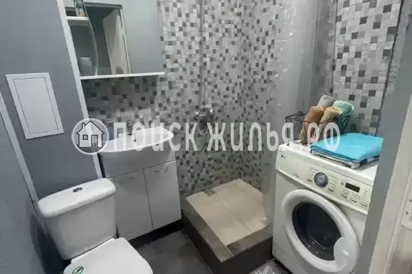 Квартира «Трехкомнатная квартира в центре Пицунды», Пицунда