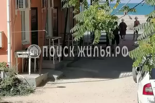 Гостиница «Домик у моря», Саки