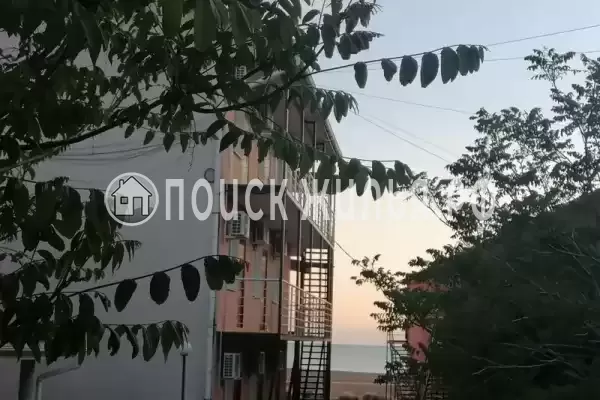 Гостиница «Домик у моря», Саки