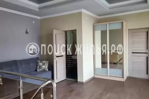 Частный сектор «Таунхаус с панорамной крышей»