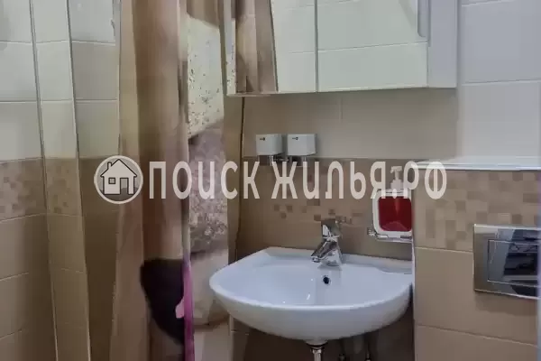 Частный сектор «Таунхаус с панорамной крышей»