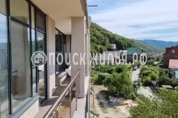 Частный сектор «Таунхаус с панорамной крышей»