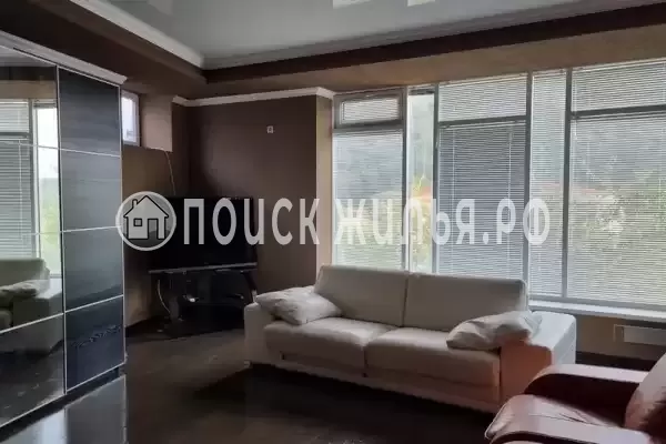 Частный сектор «Таунхаус с панорамной крышей»