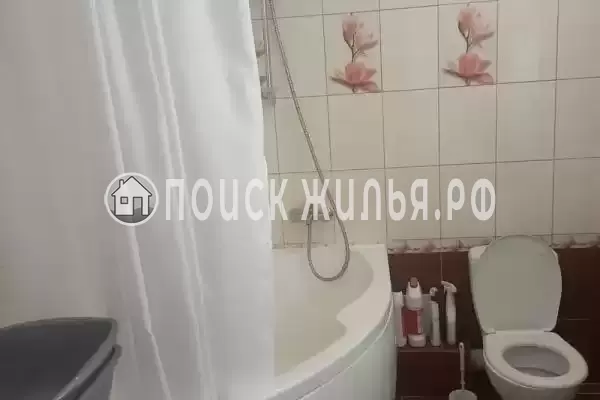 Квартира «Этаж в доме у реки»