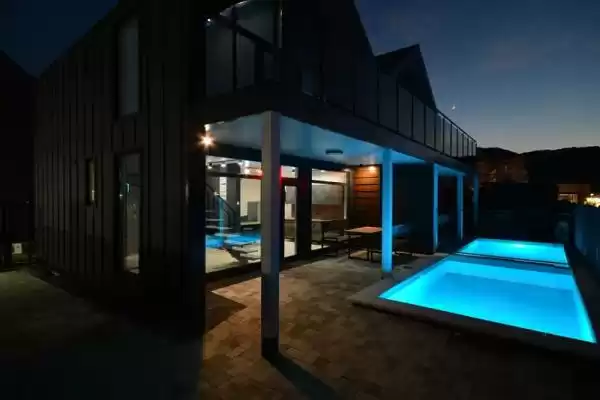 Частный сектор «Коттедж Grey Villas»