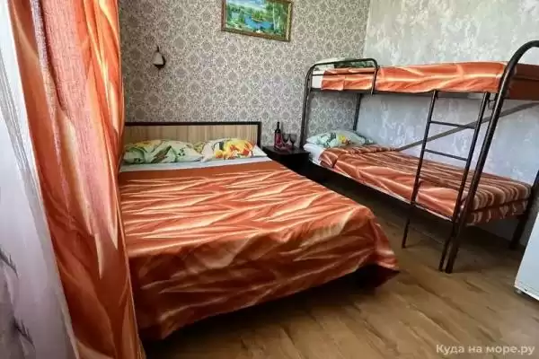 Гостевой дом «Фаворит» Гостевой дом «Фаворит»