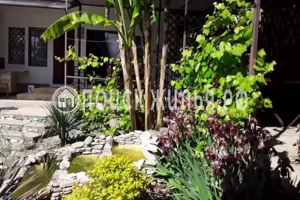 Частный сектор «Коттедж на Набережной»