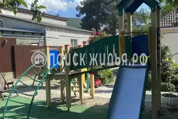 «Дом под БарнХаус»