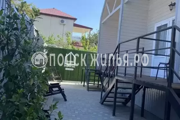 «Дом под БарнХаус»