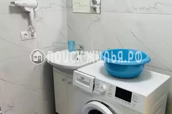 «Дом под БарнХаус»