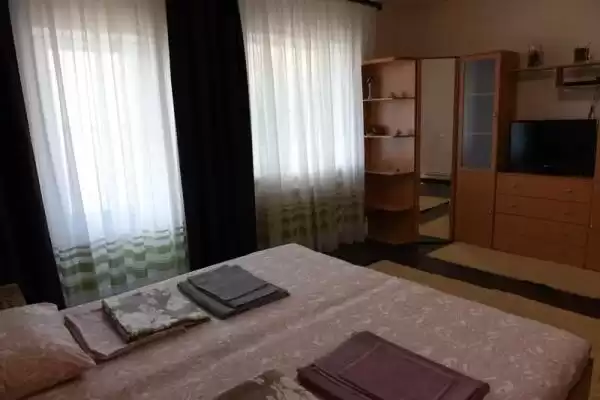 Частный сектор «Дом в центре» Частный сектор «Дом в центре»