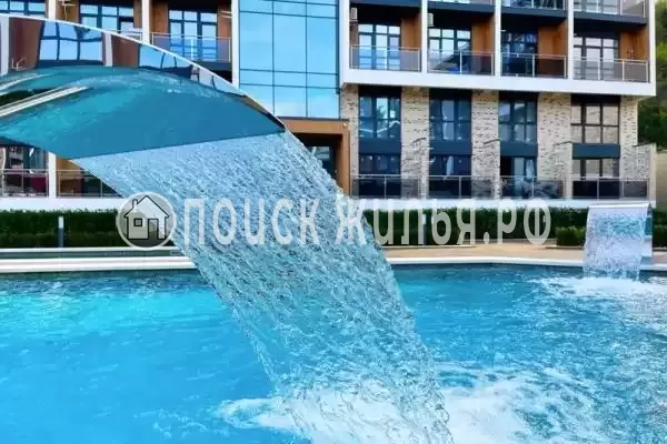 Апартаменты «С бассейном и балконом»