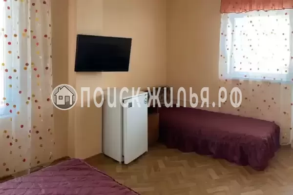 База отдыха «Дом с колоннами» База отдыха «Дом с колоннами»