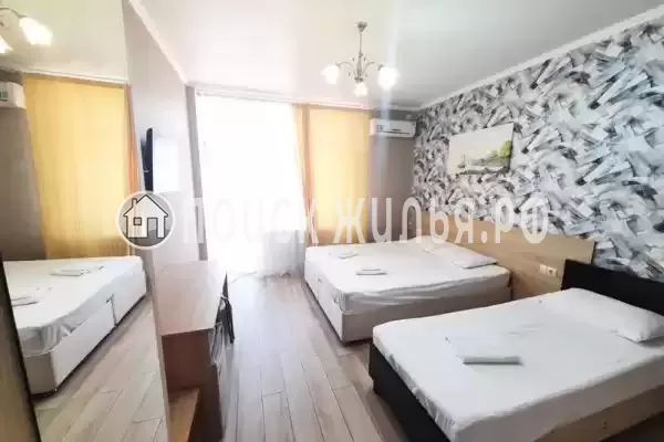 «Лео Гранд» «Лео Гранд»