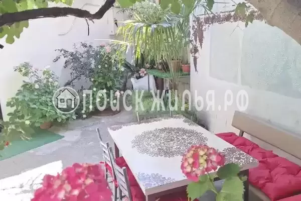 Частный сектор «Часть дома у моря»