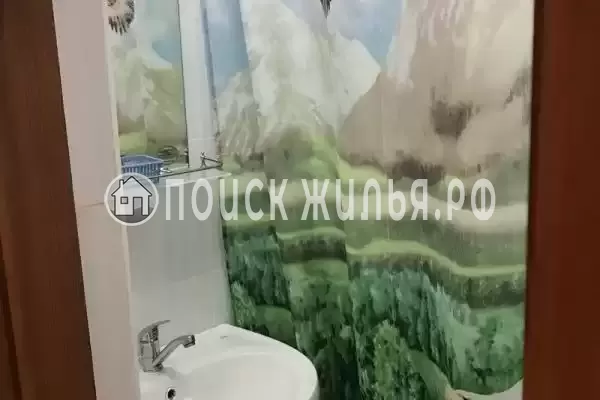 «На лазурной 22»