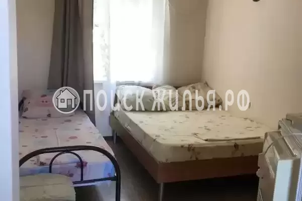 «На лазурной 22»