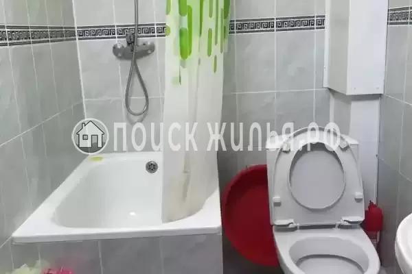 «На лазурной 22»