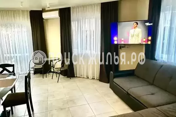 Частный сектор «Двухэтажный дом на Старошкольной»