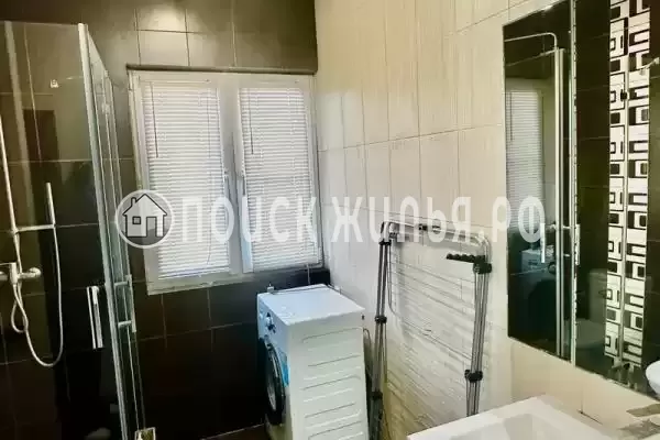 Частный сектор «Двухэтажный дом на Старошкольной»