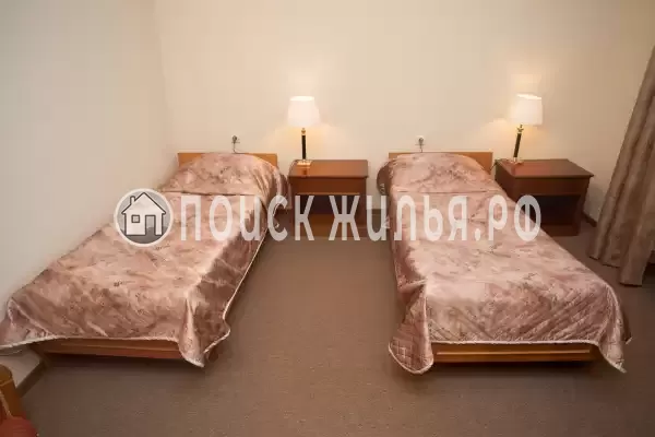 Отель «12 месяцев»