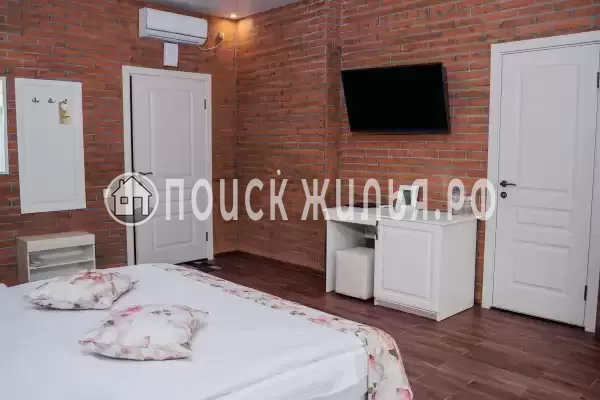 Отель «Крылья» Отель «Крылья»