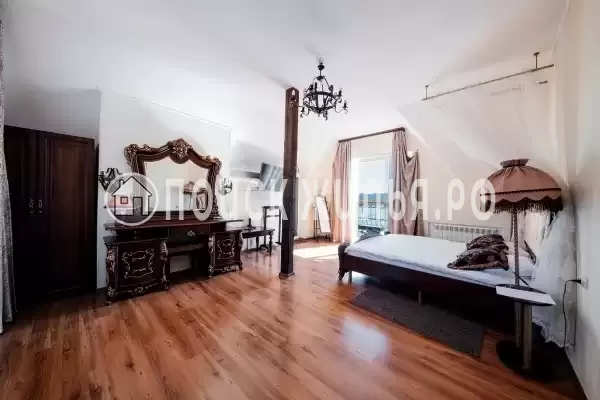 Отель «Крылья» Отель «Крылья»