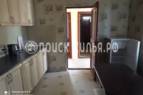 Частный сектор «Коттедж с бассейном» Частный сектор «Коттедж с бассейном»