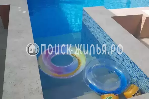 Частный сектор «Коттедж с бассейном» Частный сектор «Коттедж с бассейном»