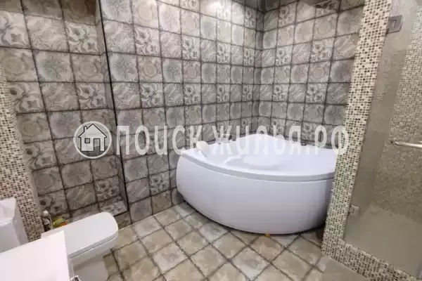 Частный сектор «Трехкомнатная в ЖК Акватория»