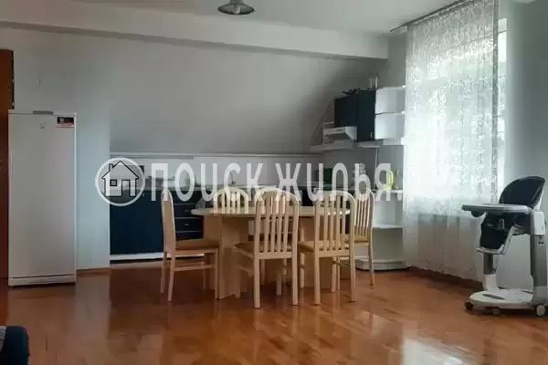 Частный сектор «Коттедж в центре»