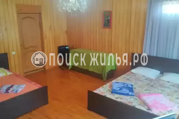 Частный сектор «Этаж под ключ с тремя спальнями» Частный сектор «Этаж под ключ с тремя спальнями»