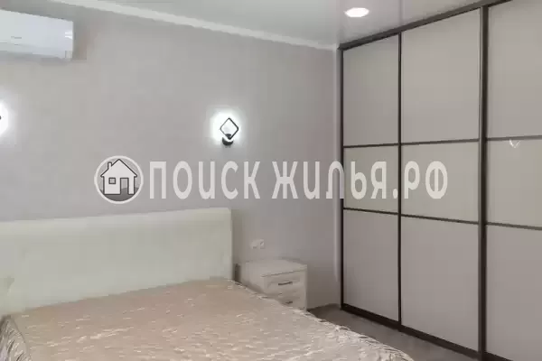 Частный сектор «Двухкомнатная в ЖК Акварель»